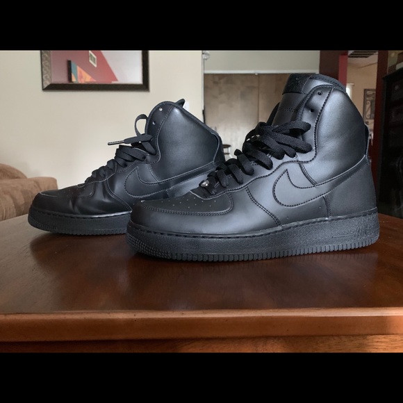 SOLD☝🏼☝🏼NIKE AF-1 HI TOPS 100% AUTHENTIC - Picture 3 of 6